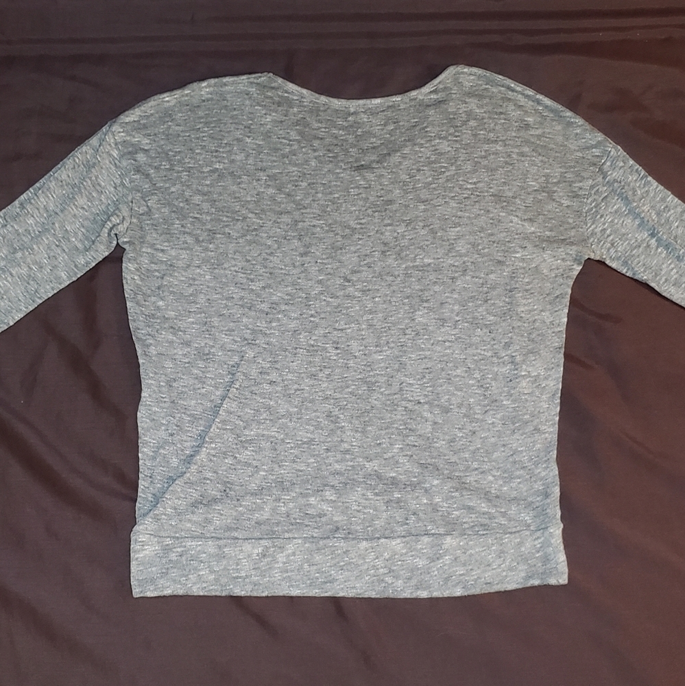 🏷 Old Navy Sweater - Picture 2 of 7